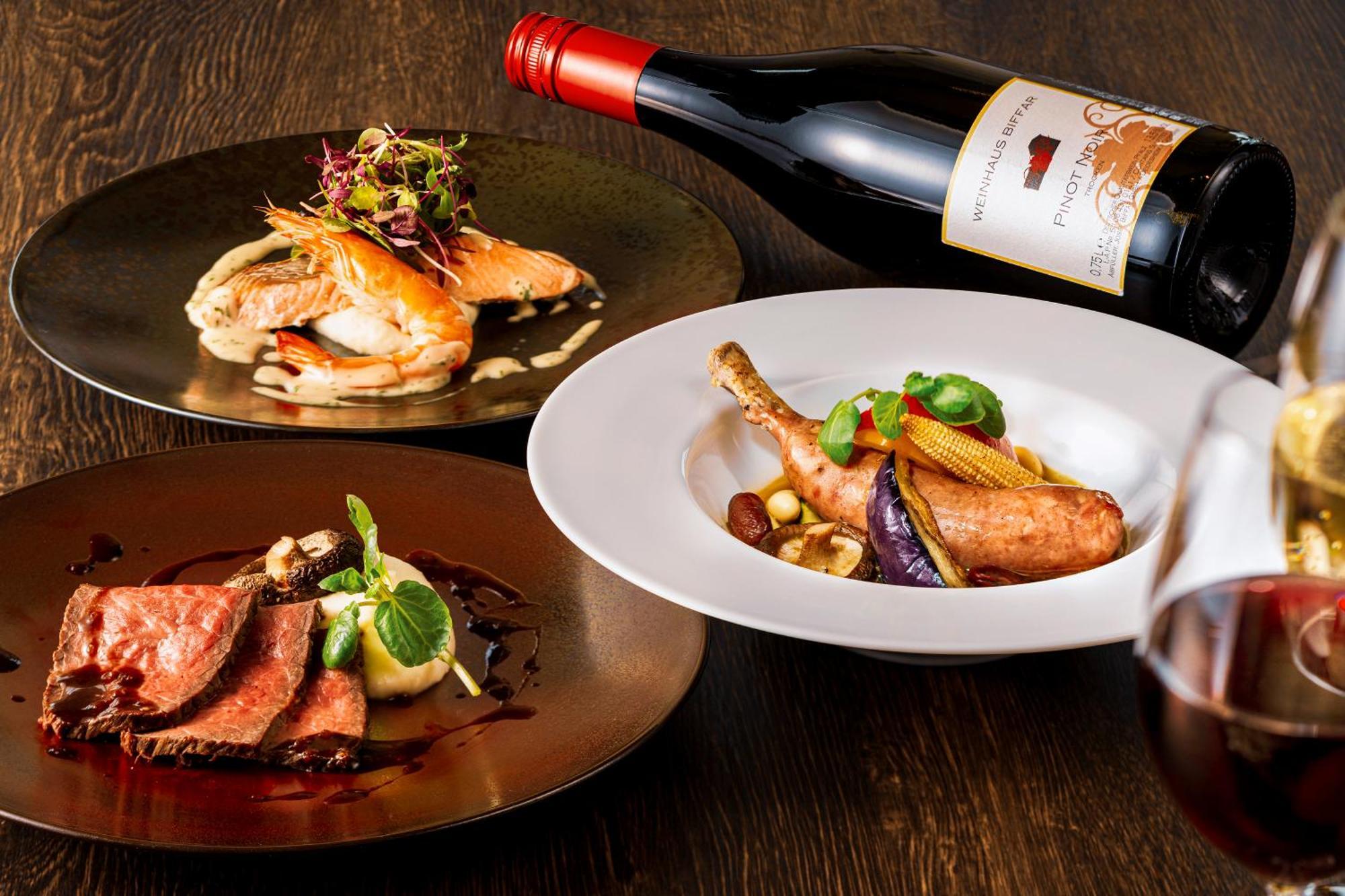 Candeo Hotels Osaka The Tower Exterior foto A selection of dishes from the restaurant